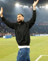 开云棋牌-意媒：多纳鲁马将成薪资最高的门将，5年固定总薪资7800万欧