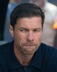 红军旧将：阿隆索未来肯定会执教利物浦，本以为阿莫林会接班渣叔