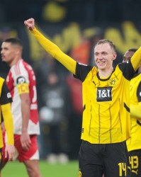 德天体：多特无意出售&amp;amp;球员希望留队，前经纪人私下接触布伦特福德