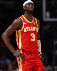 开云官网-美记：勒韦尔有望加盟活塞替代比斯利，亚历山大·沃克或加盟老鹰